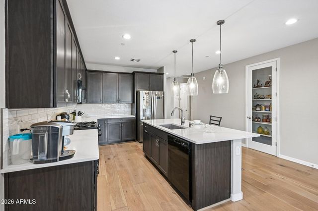 13266 W CRIMSON Terrace, Peoria, AZ 85383