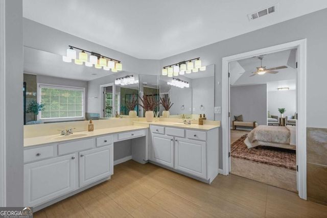 1721 Telfair Chase Way, Lawrenceville, GA 30043