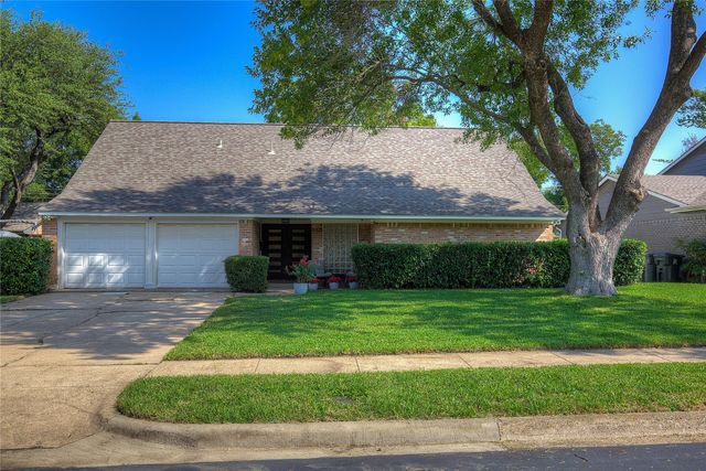 8415 Gladwood Lane, Dallas, TX 75243