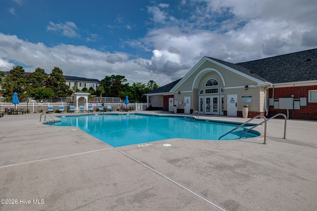 2801 Bloomfield Lane Unit 201, Wilmington, NC 28412