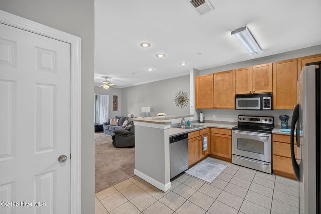2801 Bloomfield Lane Unit 201, Wilmington, NC 28412