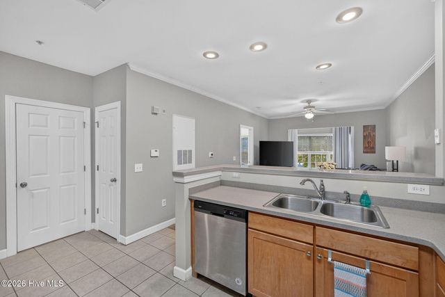 2801 Bloomfield Lane Unit 201, Wilmington, NC 28412