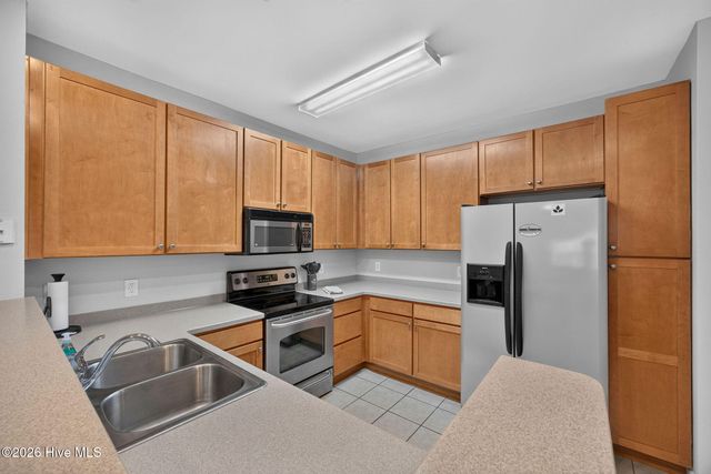 2801 Bloomfield Lane Unit 201, Wilmington, NC 28412
