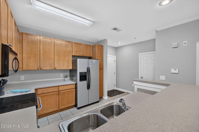 2801 Bloomfield Lane Unit 201, Wilmington, NC 28412