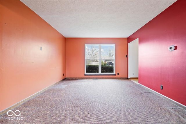 8733 Caplock Lane, Indianapolis, IN 46256