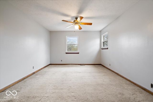 8733 Caplock Lane, Indianapolis, IN 46256