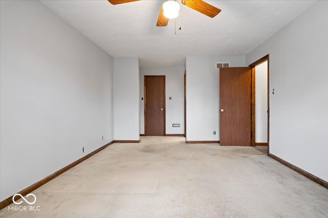 8733 Caplock Lane, Indianapolis, IN 46256