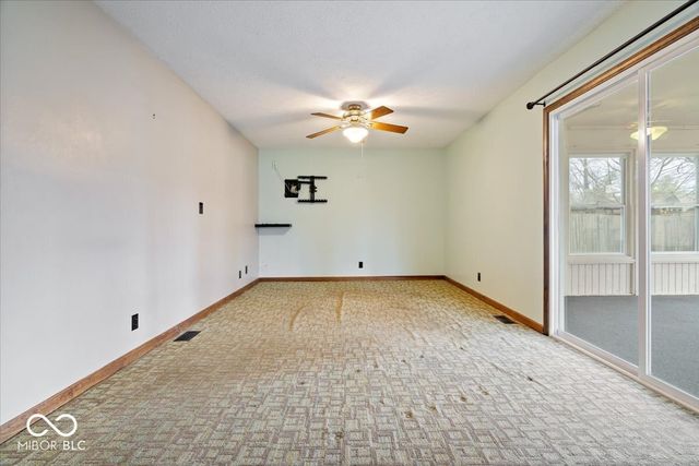 8733 Caplock Lane, Indianapolis, IN 46256