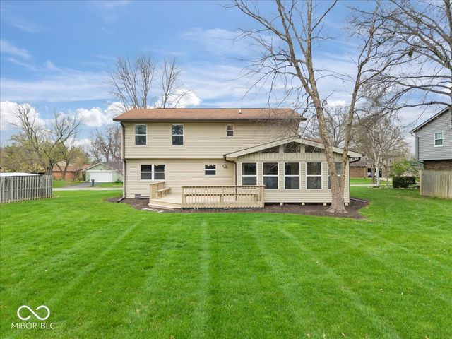 8733 Caplock Lane, Indianapolis, IN 46256