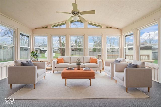 8733 Caplock Lane, Indianapolis, IN 46256