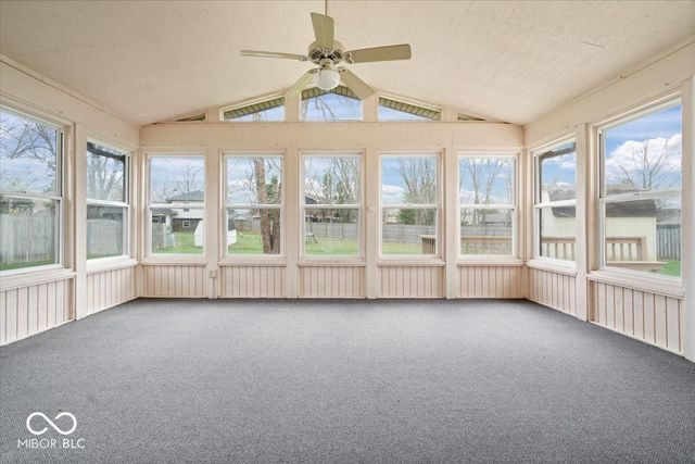 8733 Caplock Lane, Indianapolis, IN 46256