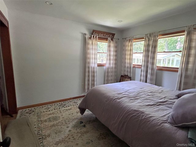 4 Petticoat Lane, Beacon, NY 12508