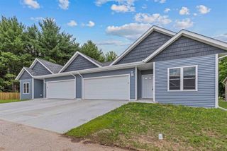 602 E Madison Avenue #37, Milton, WI 53563