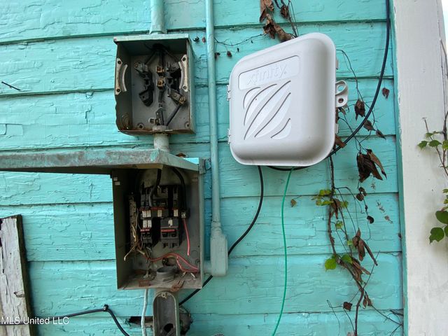 506 Taylor Street, Jackson, MS 39216