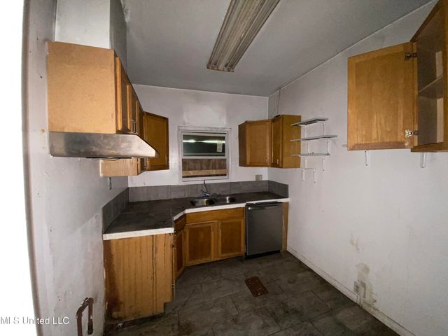 506 Taylor Street, Jackson, MS 39216