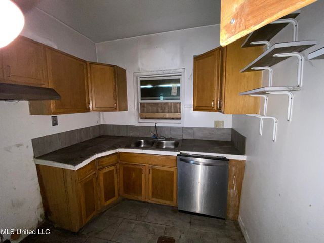 506 Taylor Street, Jackson, MS 39216