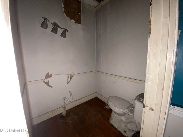 506 Taylor Street, Jackson, MS 39216