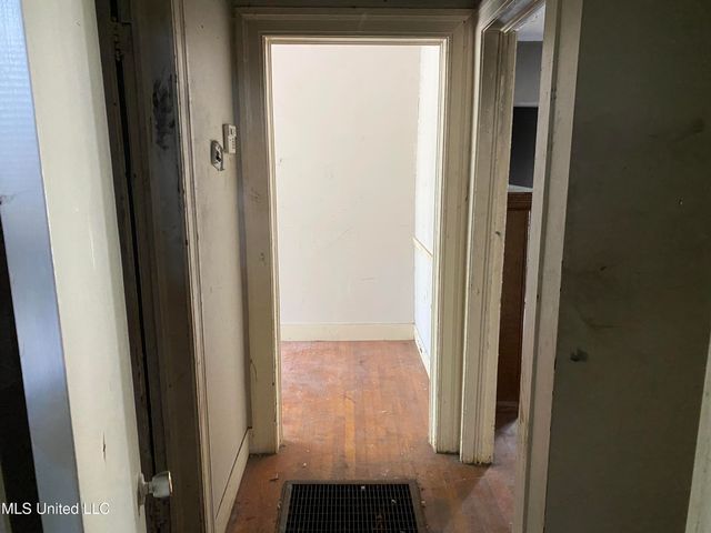 506 Taylor Street, Jackson, MS 39216