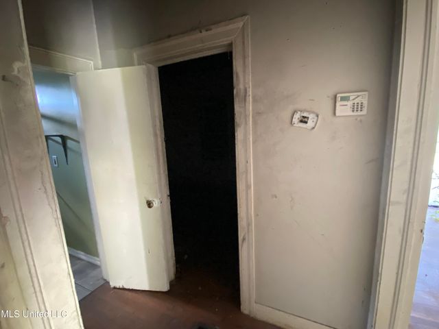 506 Taylor Street, Jackson, MS 39216