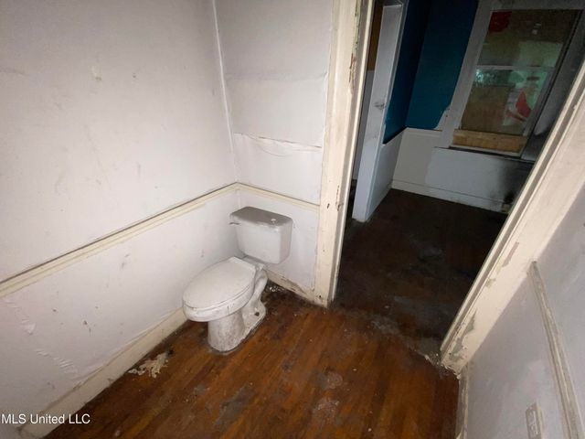 506 Taylor Street, Jackson, MS 39216