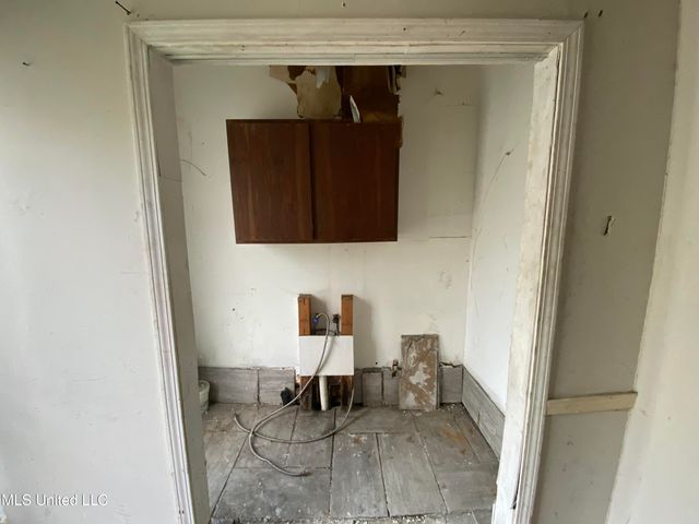 506 Taylor Street, Jackson, MS 39216