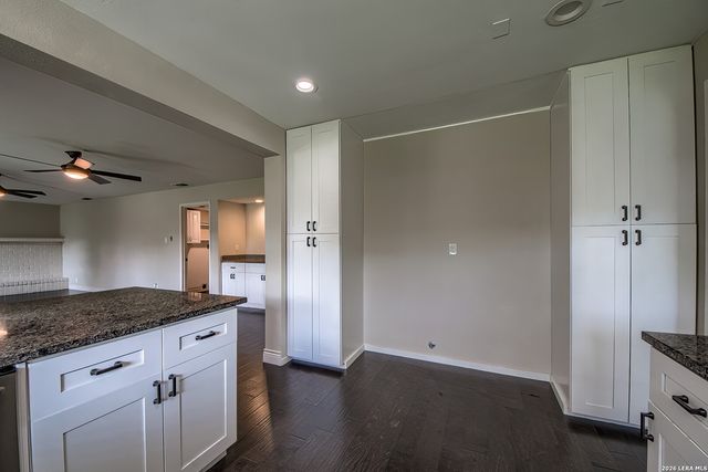 2622 OAK LEIGH ST, San Antonio, TX 78232