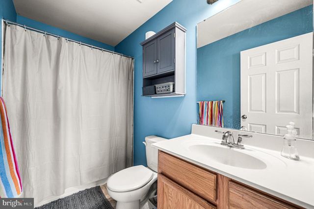 144 FAWN DR, Gilbertsville, PA 19525