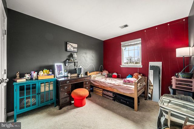 144 FAWN DR, Gilbertsville, PA 19525