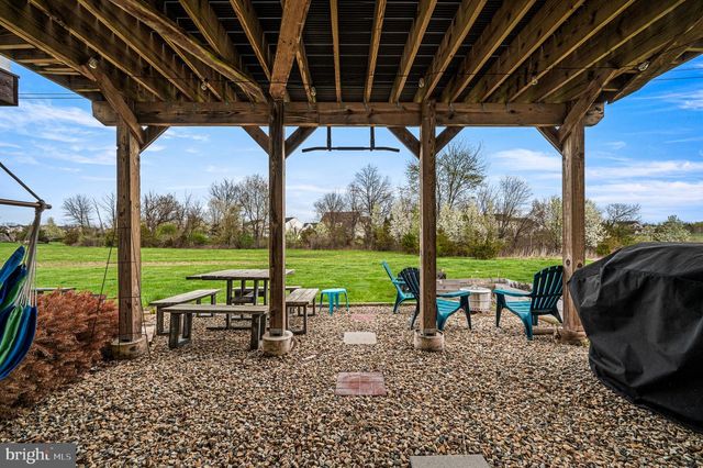 144 FAWN DR, Gilbertsville, PA 19525