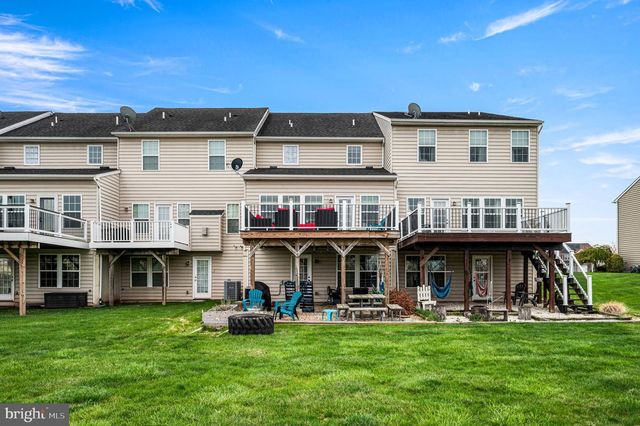 144 FAWN DR, Gilbertsville, PA 19525