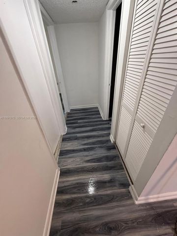 7210 NW 179th St 203, Hialeah, FL 33015