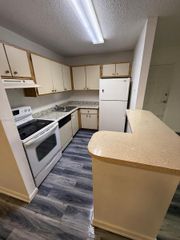 7210 NW 179th St 203, Hialeah, FL 33015