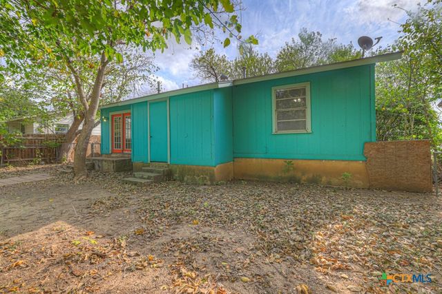 807 Sturgeon Street, San Marcos, TX 78666