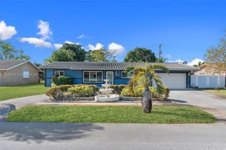 4340 NW 6th St, Plantation, FL 33317
