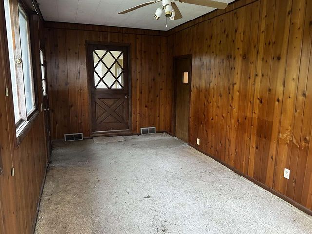 7387 Mineral Point Road, Verona, WI 53593