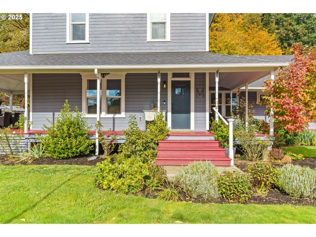 335 N H St, Cottage Grove, OR 97424