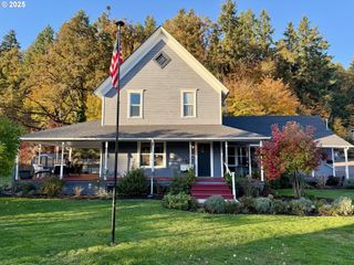 335 N H St, Cottage Grove, OR 97424