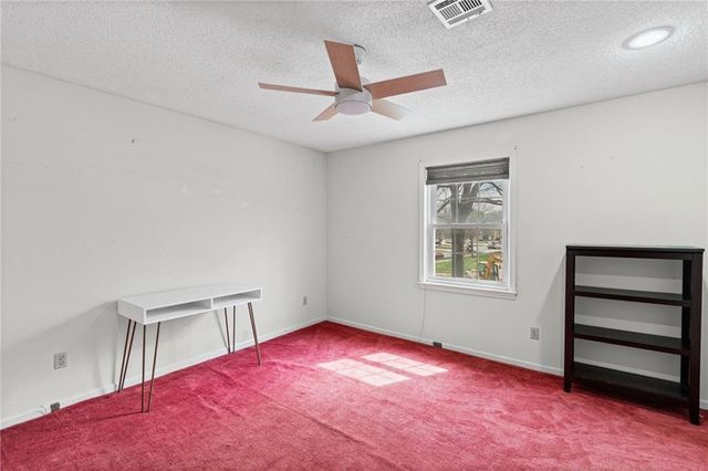 9002 W 120th Terrace, Overland Park, KS 66213