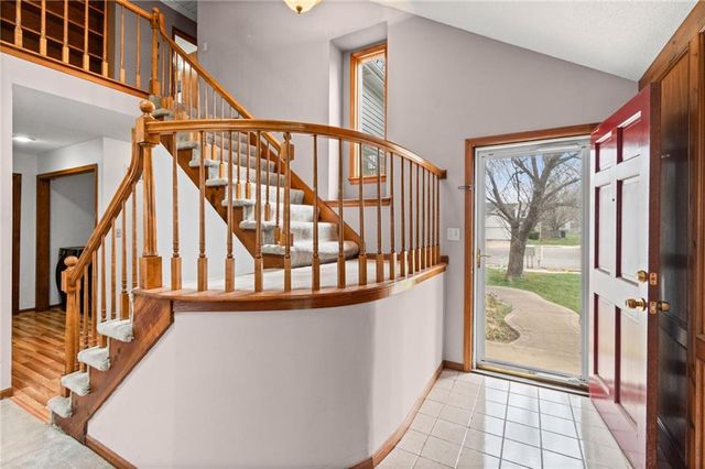 9002 W 120th Terrace, Overland Park, KS 66213