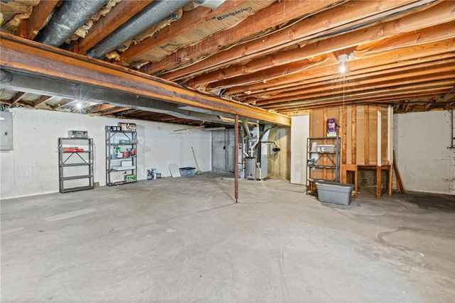 9002 W 120th Terrace, Overland Park, KS 66213