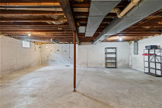 9002 W 120th Terrace, Overland Park, KS 66213