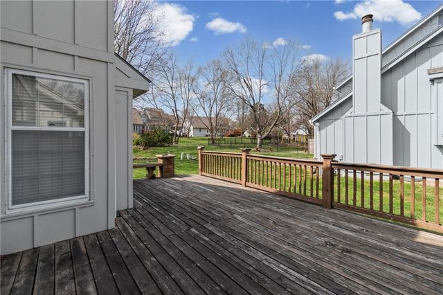 9002 W 120th Terrace, Overland Park, KS 66213