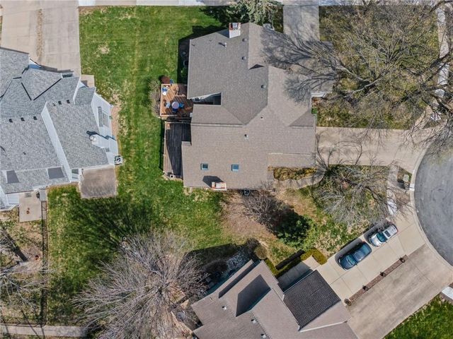 9002 W 120th Terrace, Overland Park, KS 66213