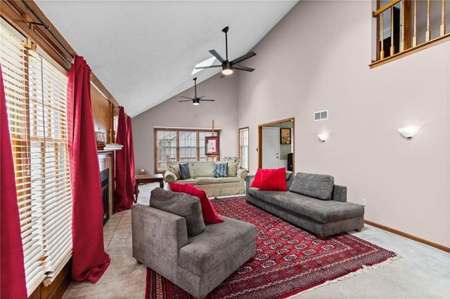 9002 W 120th Terrace, Overland Park, KS 66213