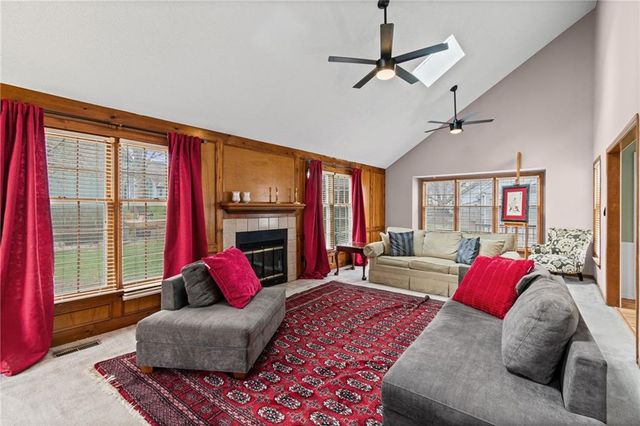 9002 W 120th Terrace, Overland Park, KS 66213