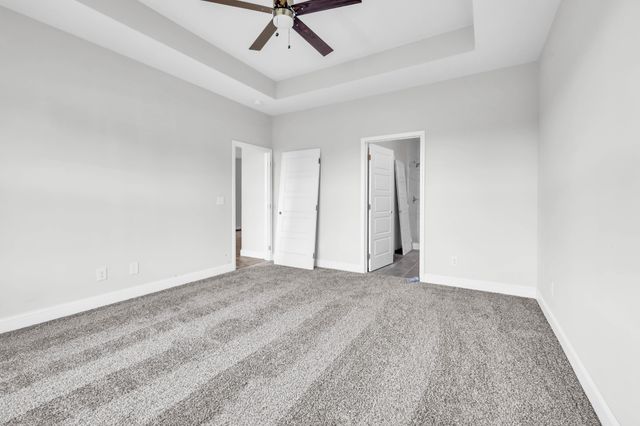 2725 Brewster Dr, Clarksville, TN 37042