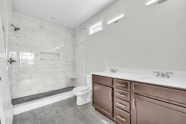 2725 Brewster Dr, Clarksville, TN 37042