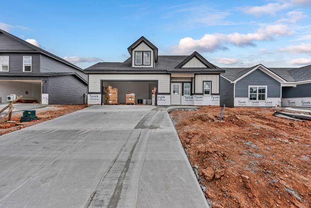 2725 Brewster Dr, Clarksville, TN 37042