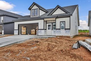 2725 Brewster Dr, Clarksville, TN 37042