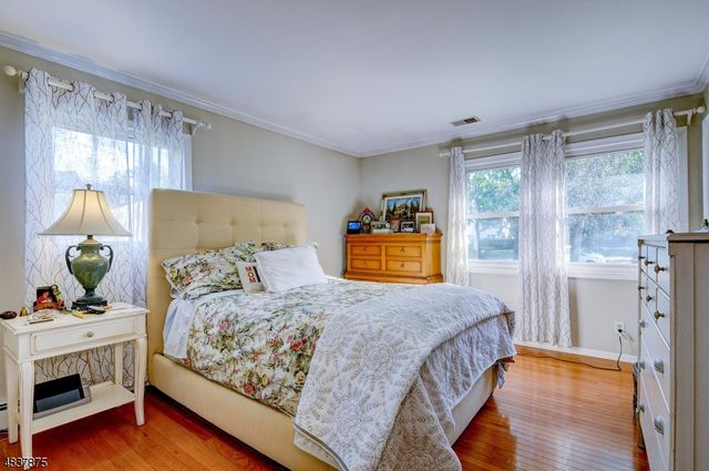 29 1St St, Franklin Twp., NJ 08873